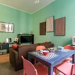 Bilocale Moderno Isola-garibaldi, 4 Posti, Wifi Veloce, Metro A 2 Minuti Apartamento Milán