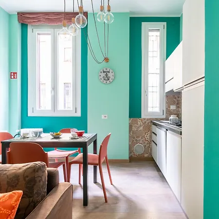 Appartamento Bilocale Moderno Isola-garibaldi, 4 Posti, Wifi Veloce, Metro A 2 Minuti *