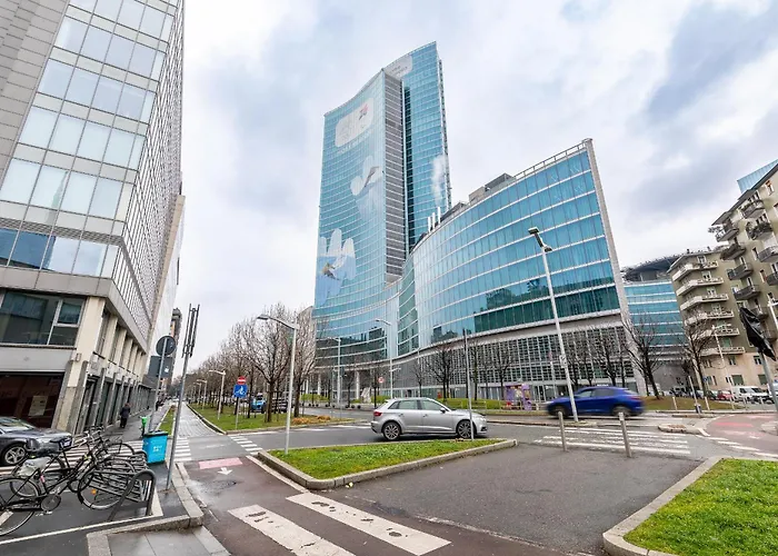 Appartamento Bilocale Moderno Isola-garibaldi, 4 Posti, Wifi Veloce, Metro A 2 Minuti *